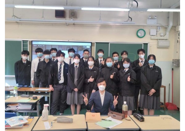 與「 閩僑中學」合辦 「領袖生朋輩調解基礎培訓講座」 ( 2022年12月9日 )